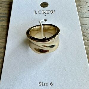 NWT J. Crew Molded Metal Ring - Gold toned, Size 6
